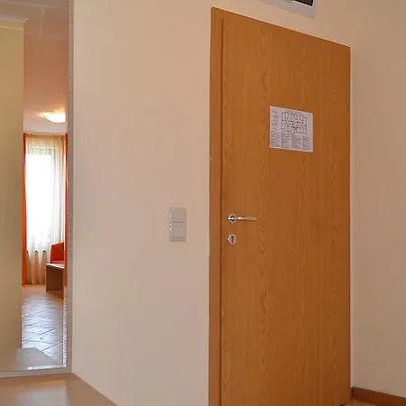 Rent Royal Sun Apartman *