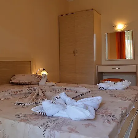 Rent Royal Sun * Napospart
